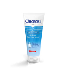 Sữa rửa mặt chăm sóc da nhờn Clearasil Stayclear